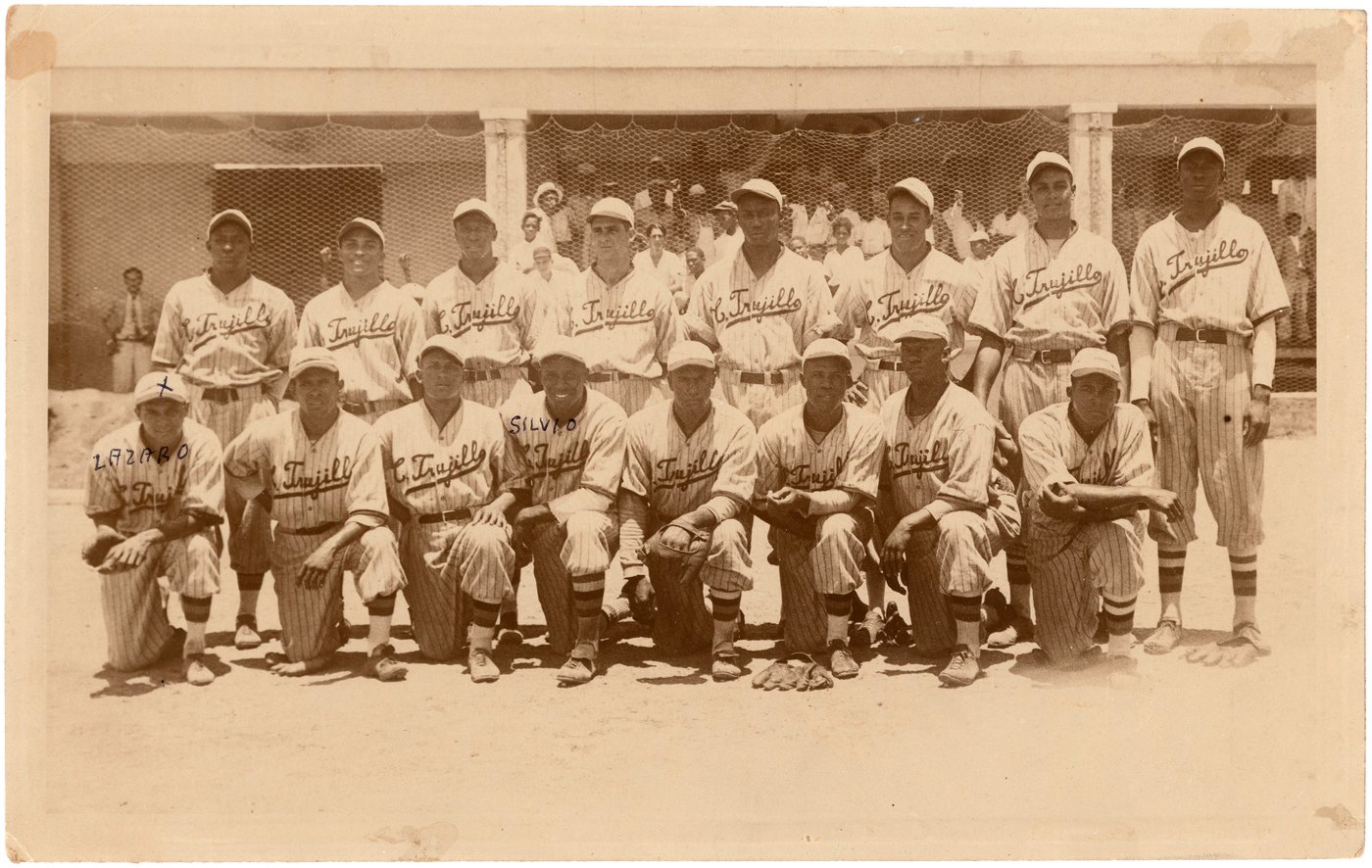 Team Photo of 1937 Dragones de Ciudad Trujillo